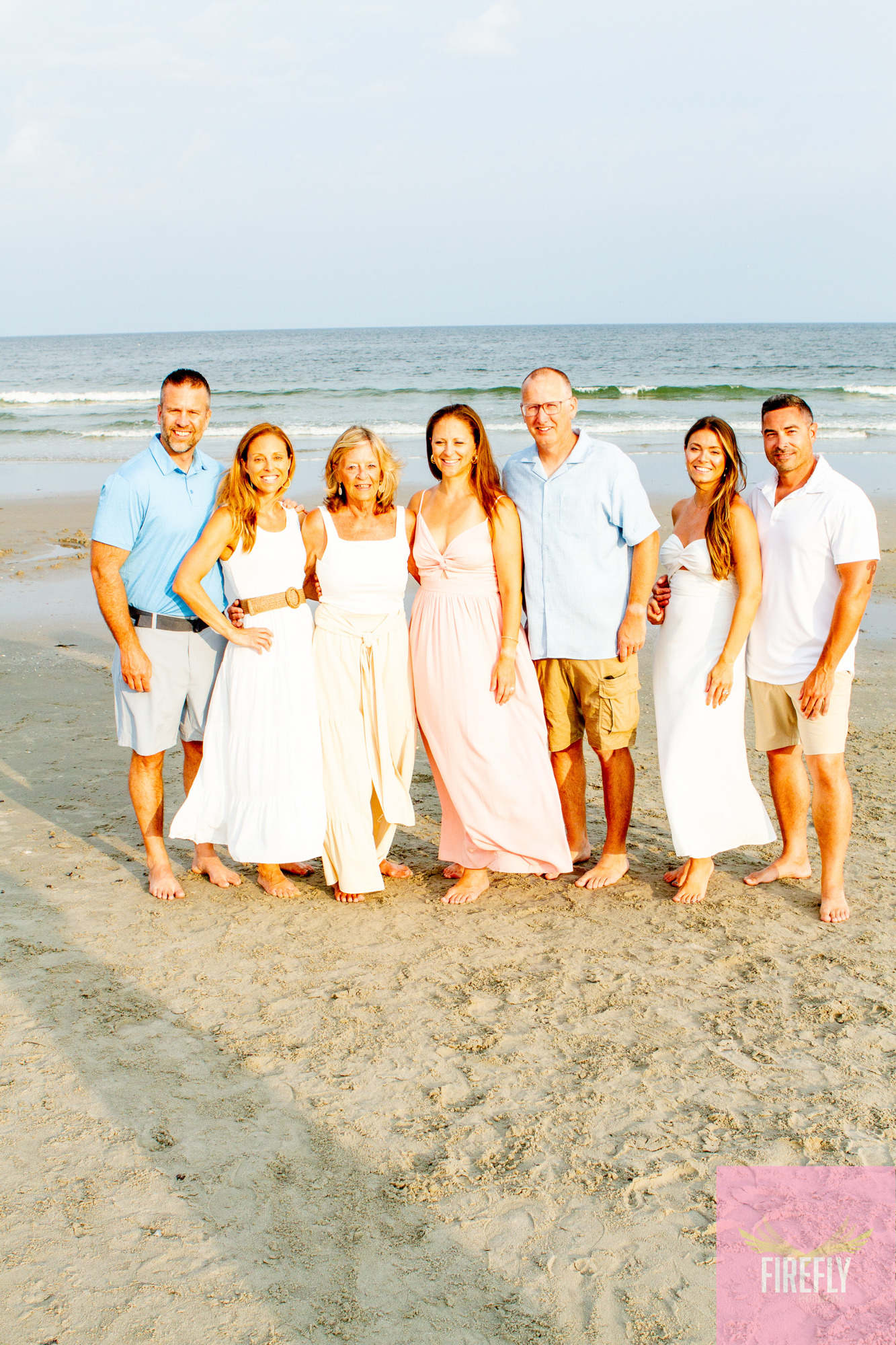 Extended family beach portrait at the Jersey Shore